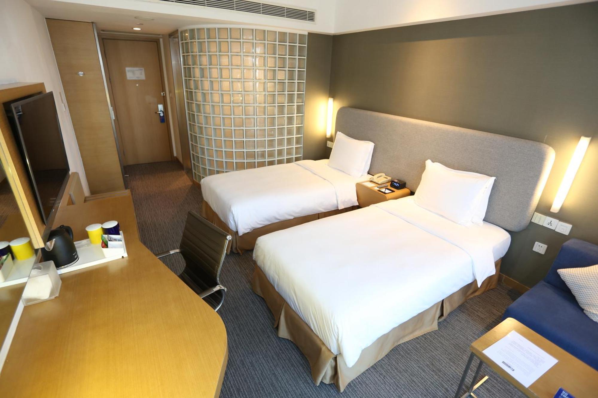 Holiday Inn Express Shanghai Jinsha By Ihg Exterior foto