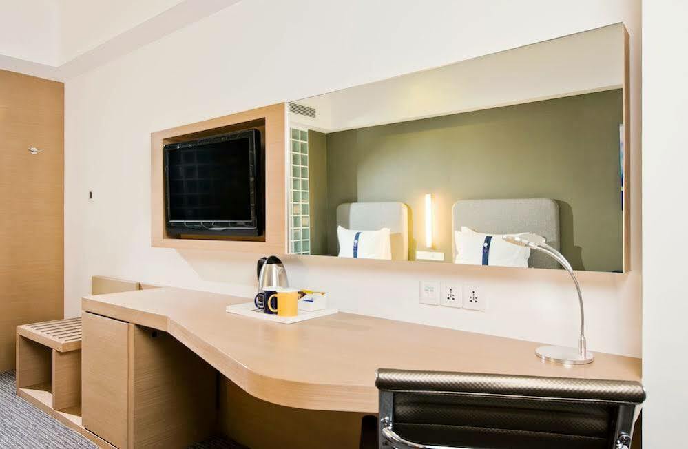Holiday Inn Express Shanghai Jinsha By Ihg Exterior foto